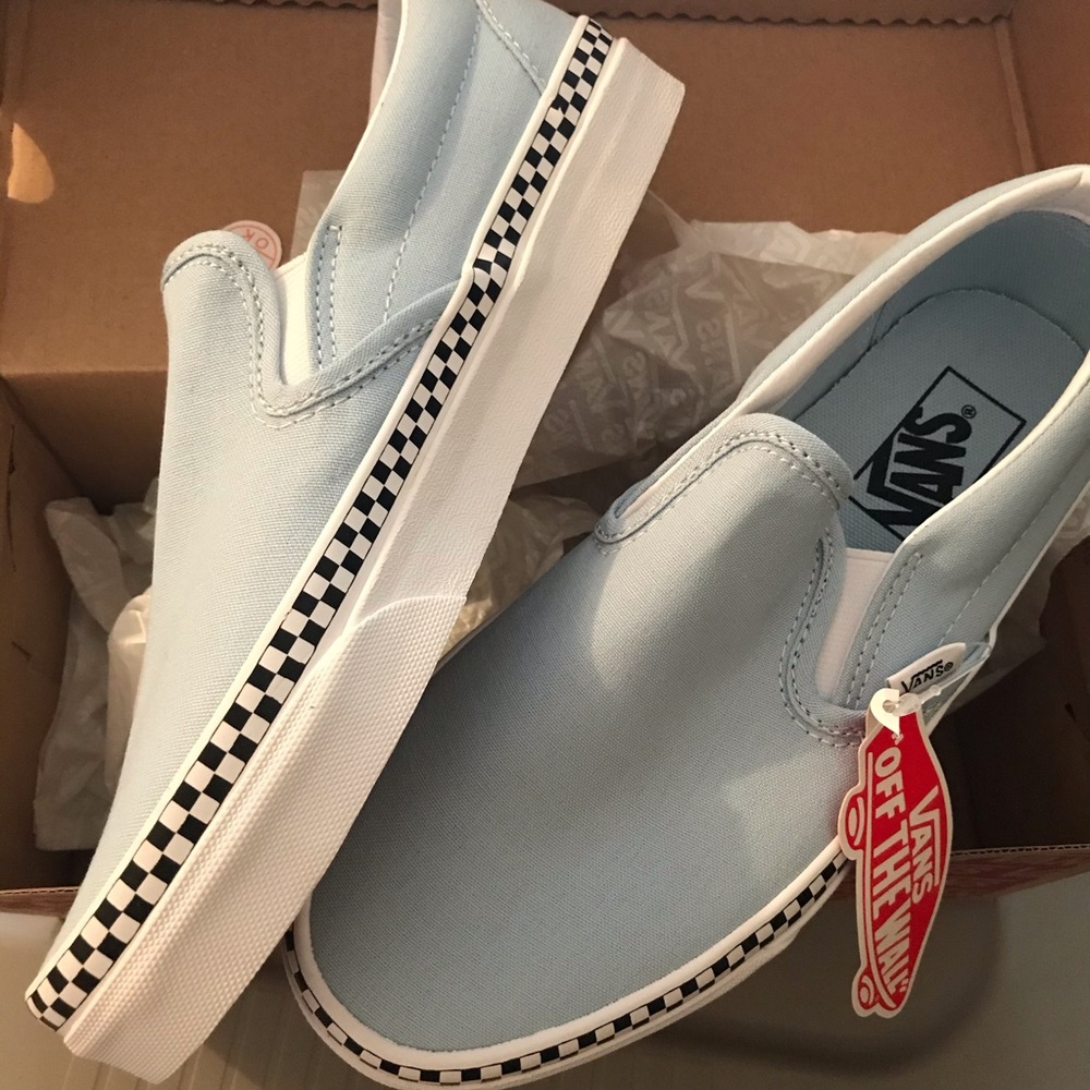 NWB VANS Classic Slip On